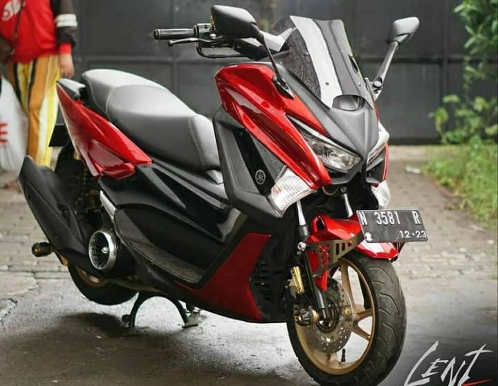 5 Modifikasi Nmax Hitam Merah Terbaru, Bikin Nmax Tambah Mewah - Lestarigo