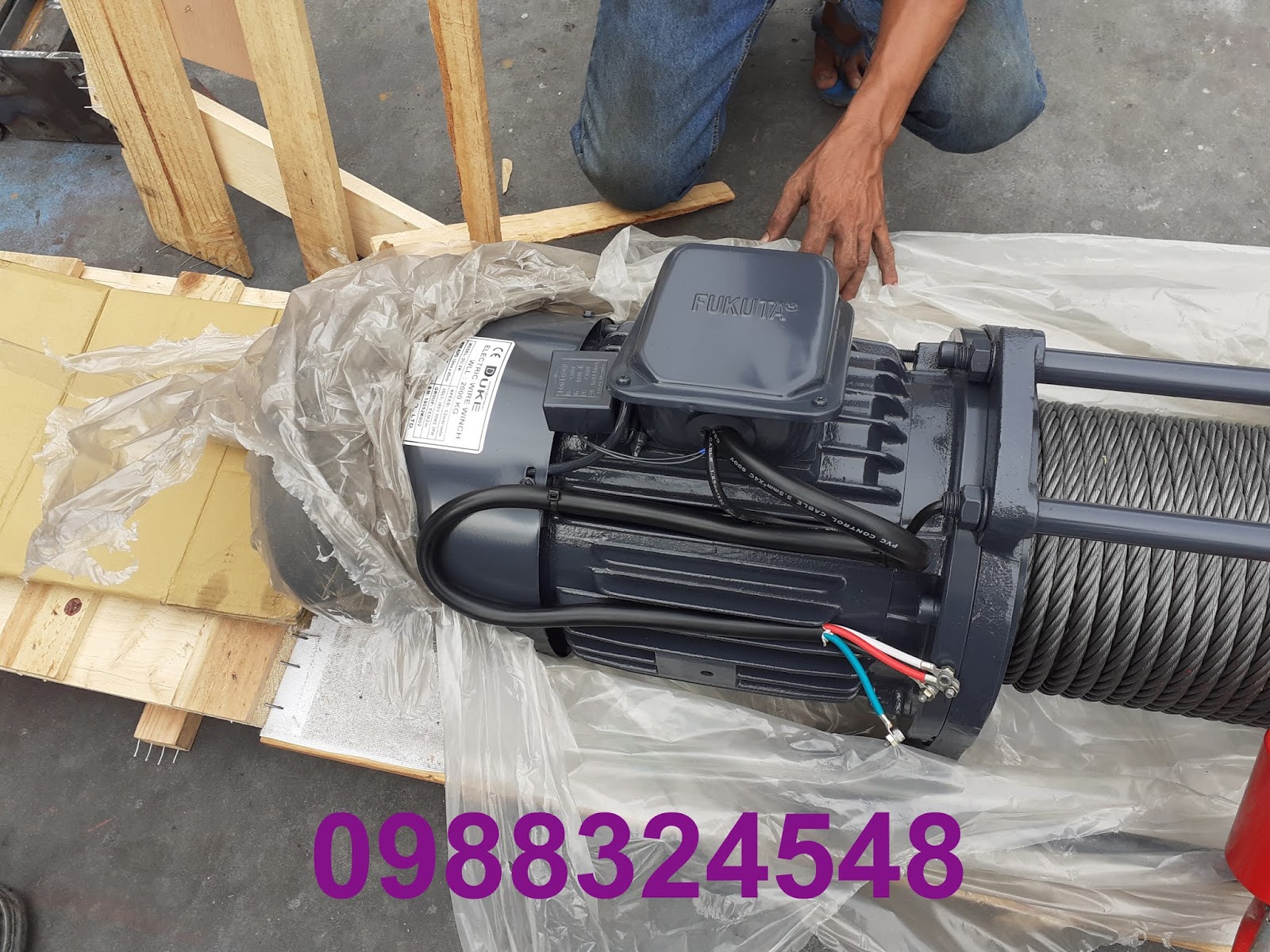 Tời cáp điện 2 tấn Duke DU-2K / DU-2K Duke Electric Wire Rope Winch