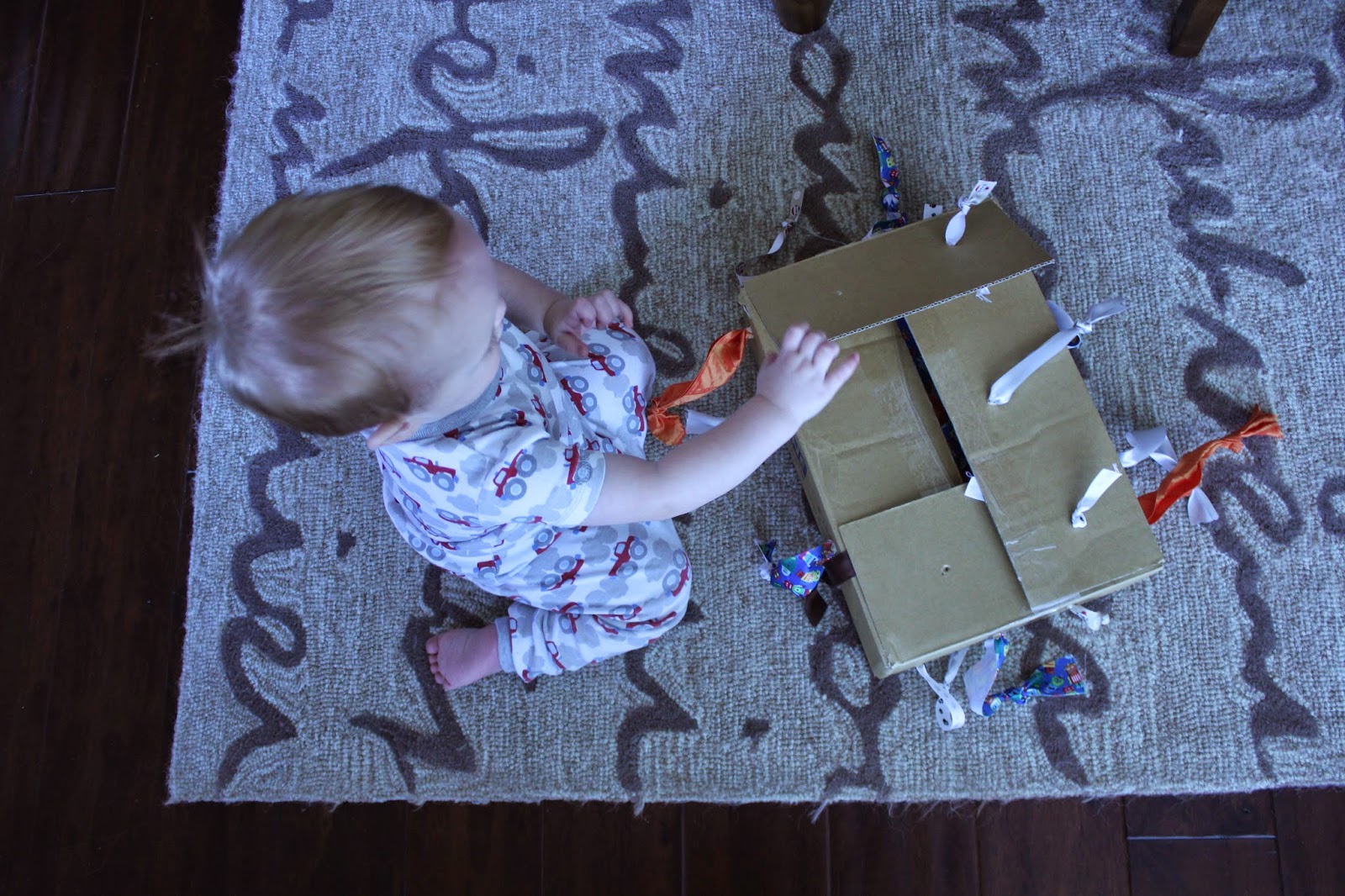 My Crazy Life: Toddler Tugging Box