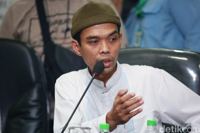 Pengadilan Agama Wajibkan UAS Serahkan Rp 50 Juta ke Mantan Istri Pengadilan Agama Wajibkan UAS Serahkan Rp 50 Juta ke Mantan Istri
