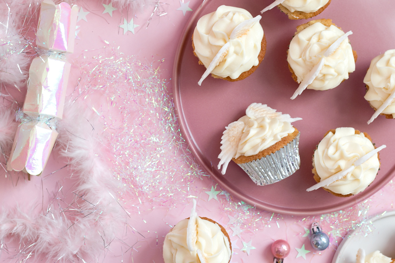 vegan apple almond cupcakes