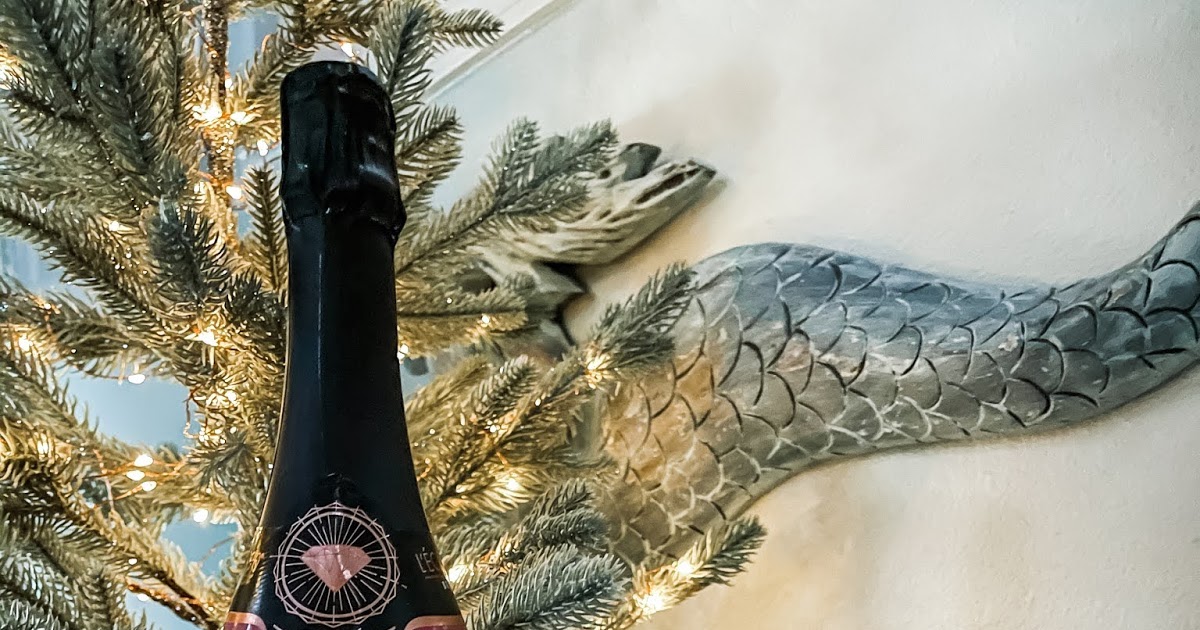 the happygirl My favorite gift to give this year Trader Joe's L'Éclat