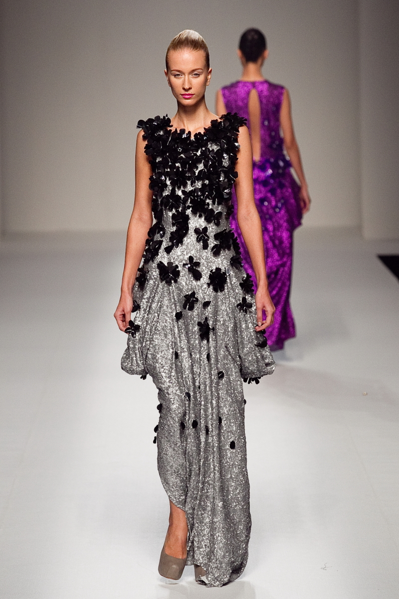 Dasha's fashion: KAI is the designer for the Thai Royal family