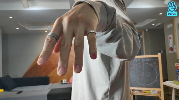 6시간동안 진행된 혼란의 카오스 + 대환장파티였던 브이앱 | 인스티즈