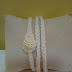 Pulsera de ganchillo (hecha a mano) con perla de color blanco