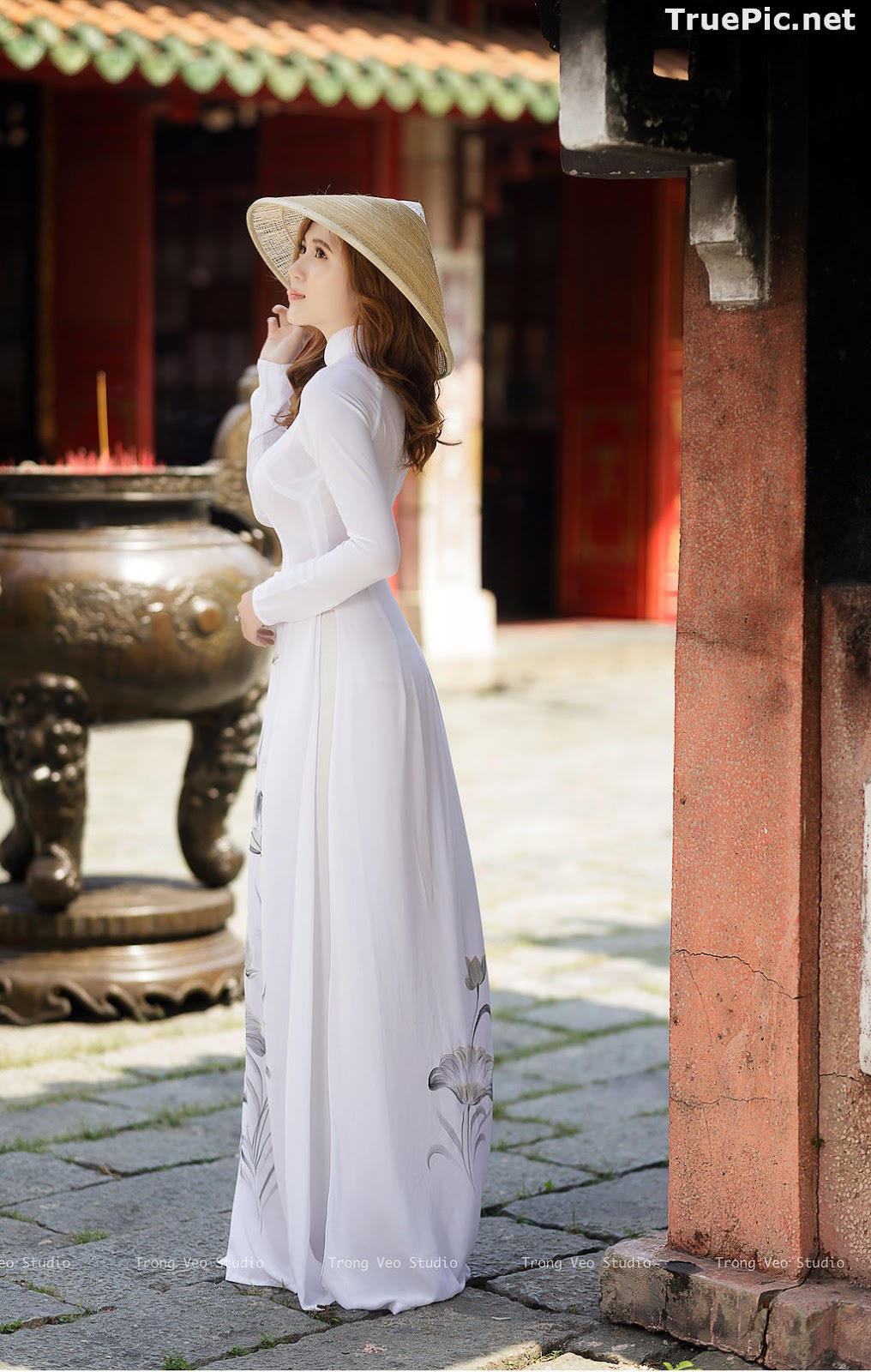 Image The Beauty of Vietnamese Girls with Traditional Dress (Ao Dai) #4 - TruePic.net - Picture-34