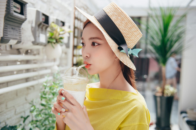 Uống mật ong với nước ấm: Không chỉ giảm cân mà còn mang lại vô số lợi ích cho sức khỏe Uống mật ong với nước ấm: Không chỉ giảm cân mà còn mang lại vô số lợi ích cho sức khỏe