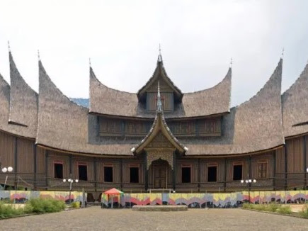 Ciri Khas Rumah Gadang Padang, Sumatera Barat