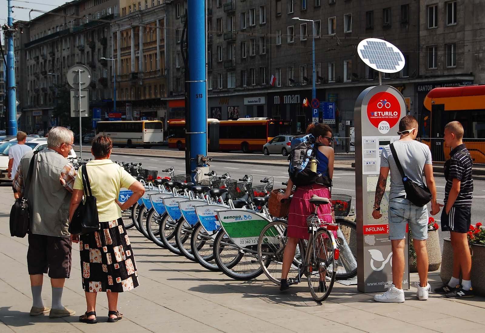 nearest boris bike to me