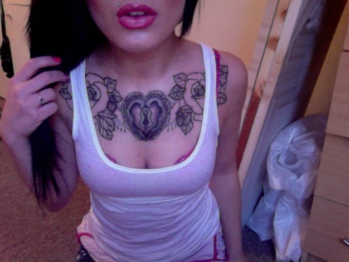 Pretty Tattoo Designs For Girls On Chest Glamour Talkz