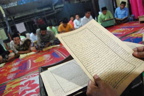 Kyai Kampung dan Kitab Kuning biliksantri