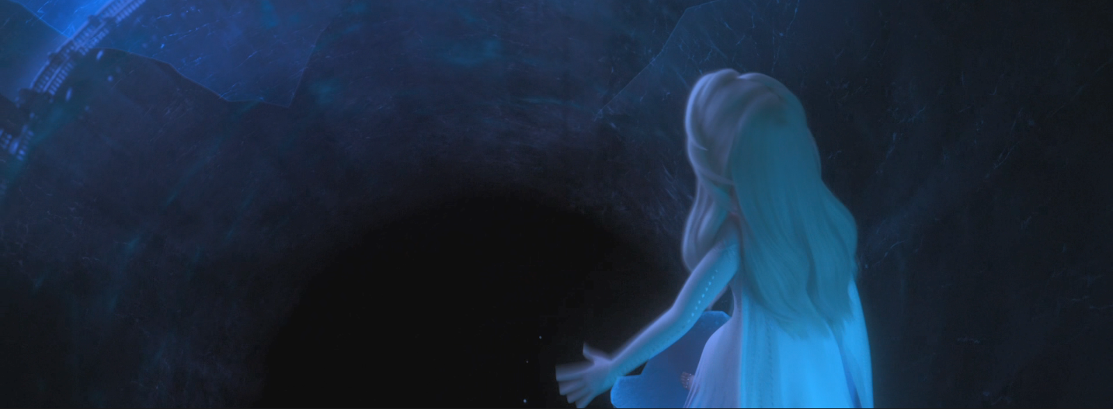 Frozen 2 Elsa Barefoot