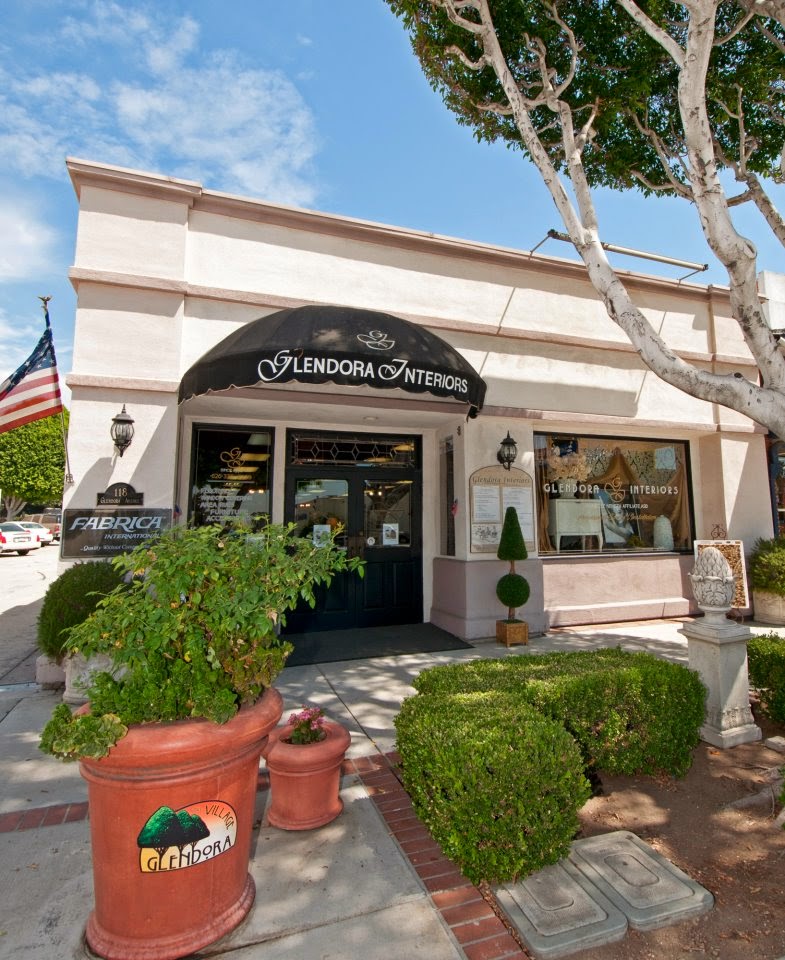 Glendora Village "Word on The Avenue" Village Merchants Host Glendora