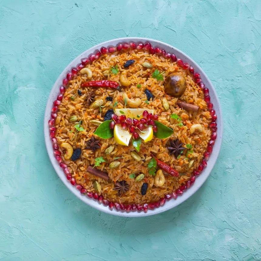 If you are fond of eating Mughlai then make Veg Mughlai Biryani, a well-known simple recipe