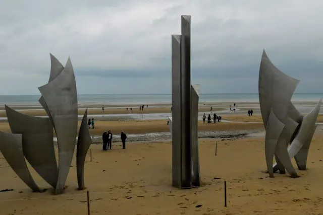 Paris to Normandy Road trip: Sculpture on Omaha Beach