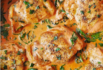 CHICKEN THIGHS SKILLET WITH CREAMY TOMATO BASIL SPINACH SAUCE