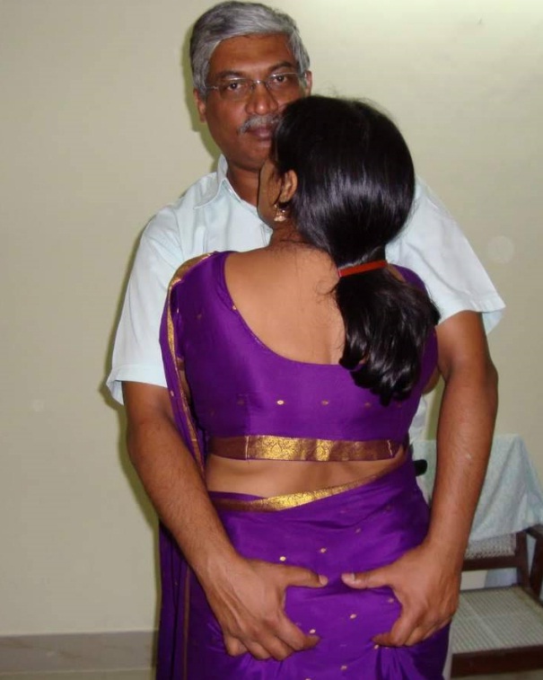 desi uncle drinking pee of wife