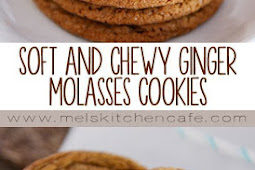 SOFT AND CHEWY GINGER MOLASSES COOKIES