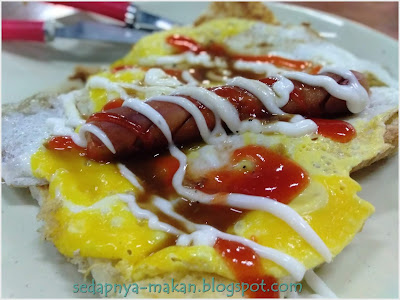 roti bakar telur, sosej