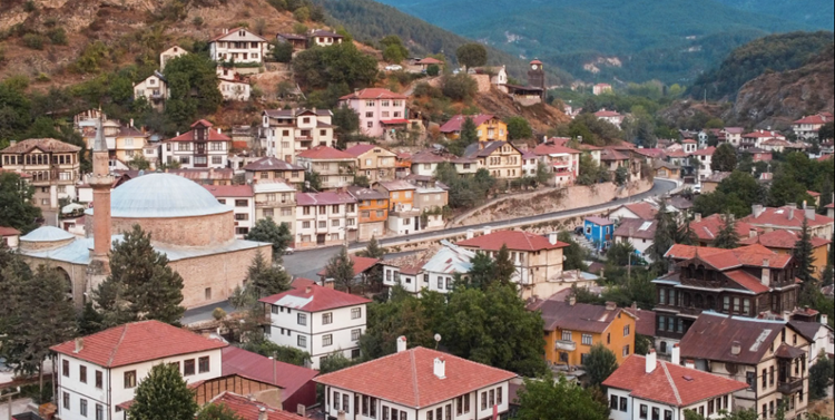 İçişleri Bakanlığı, 4 günlük sokağa çıkma kısıtlaması hakkında merak edilen soruları cevapladı