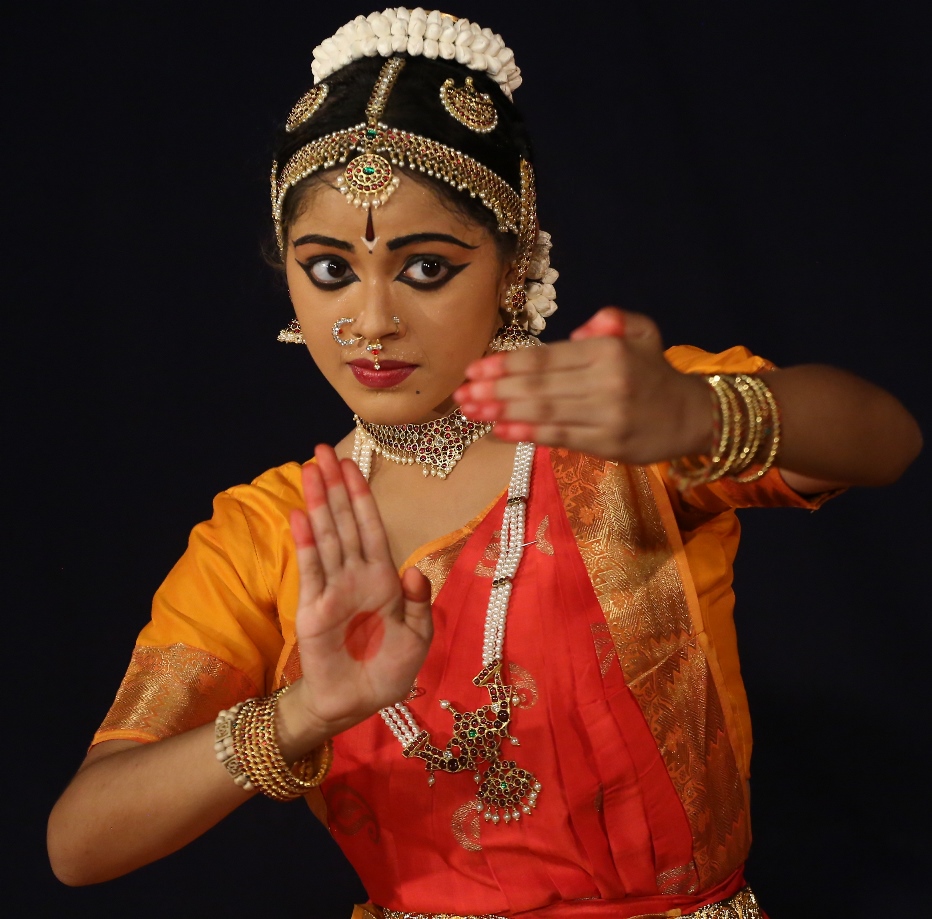 Bharatanatyam in Durham, Chapel Hill, Raleigh. Bharatanatyam Dancer ...