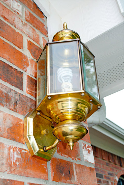 Painting Over Brass with Rustoleum OilRubbed Bronze Paint {a tutorial