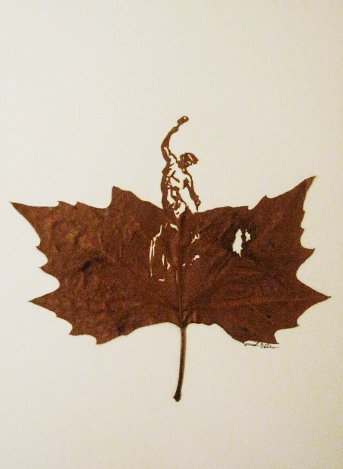 Leaf Cutting Art! Art on Leaves. How He Was Able to Do That? Amazing