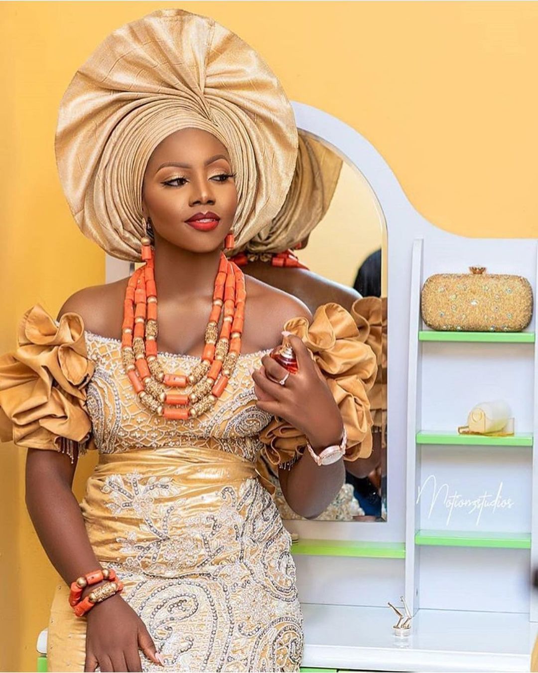 50 gele and makeup styles for a 2021 Nigerian bride.