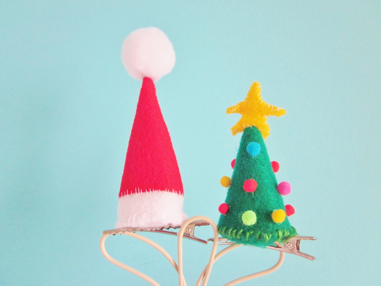 Christmas Hair Clips ♥ 12 Days of DIY