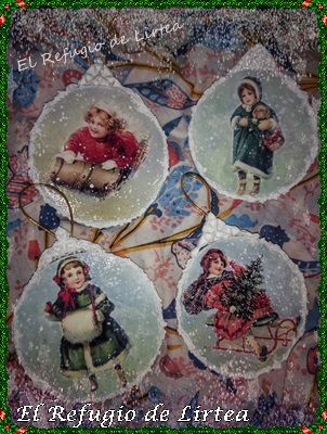 MEDALLONES NAVIDEÑOS CON DECOUPAGE Y FOIL