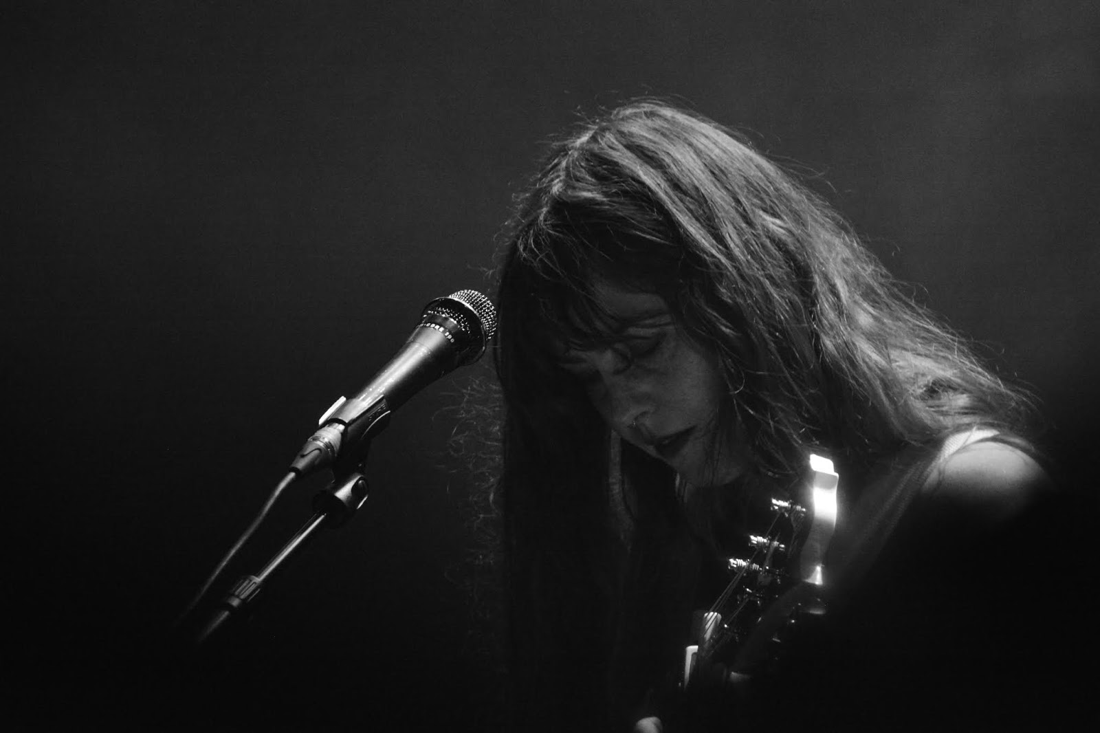 Photo Review: Mono, Emma Ruth Rundle, & Dane Waters at Headliners. 