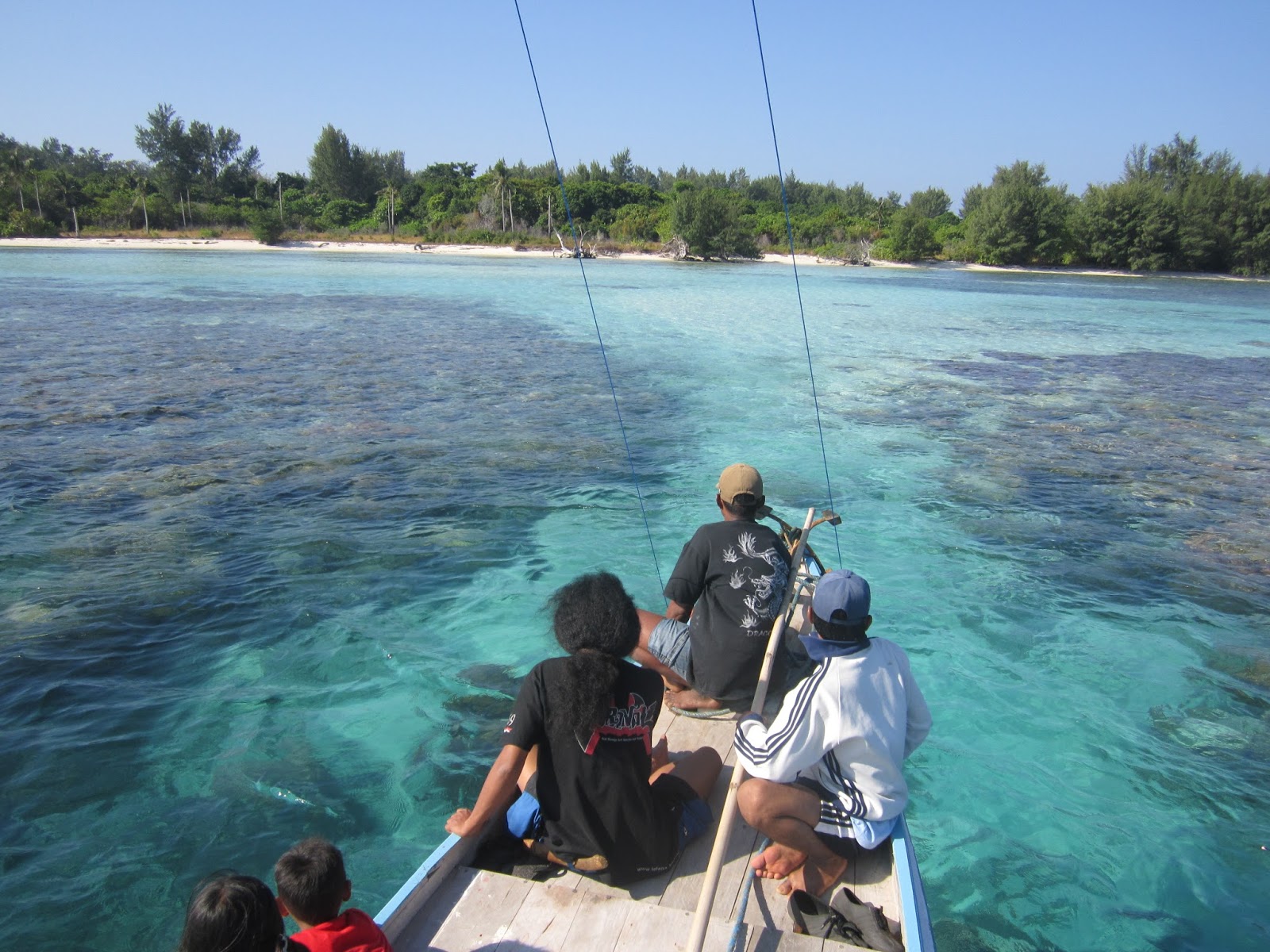 Jalan Dikit: Pulau Sintok Karimunjawa