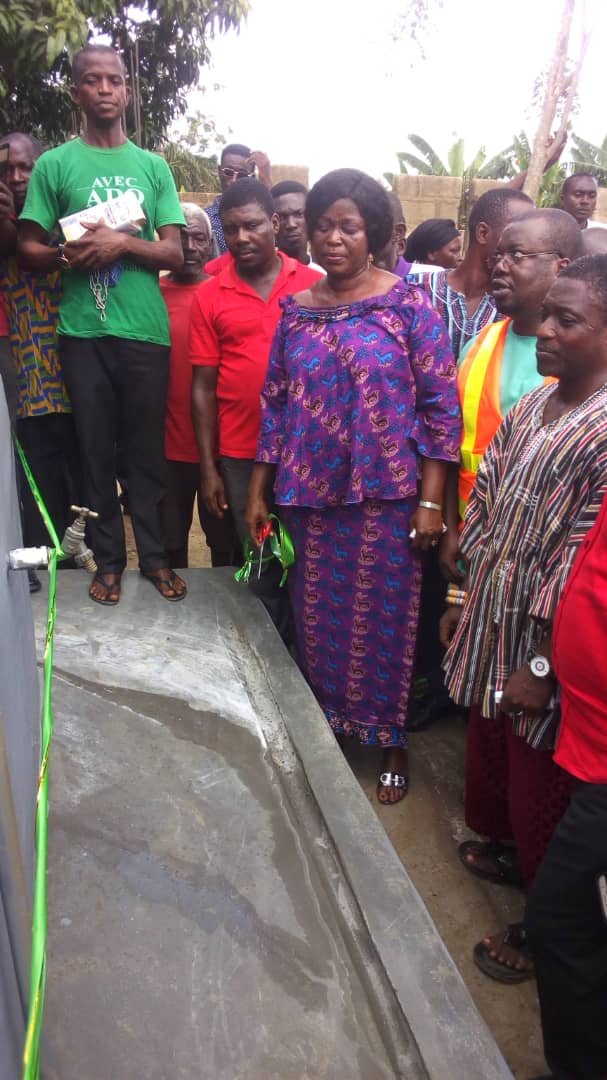 ER-SUHUM: ABENABO COMMUNITY GET PORTABLE WATER, CHIEF DENIES DRINKING FROM DEAD BODIES