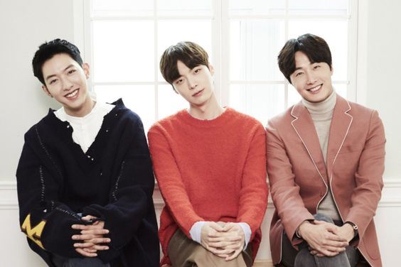 Review Cinderella And The Four Knights Korean Drama (Starring Park So Dam, Jung Il Woo, Ahn Jae Hyun & Lee Jung Shin)