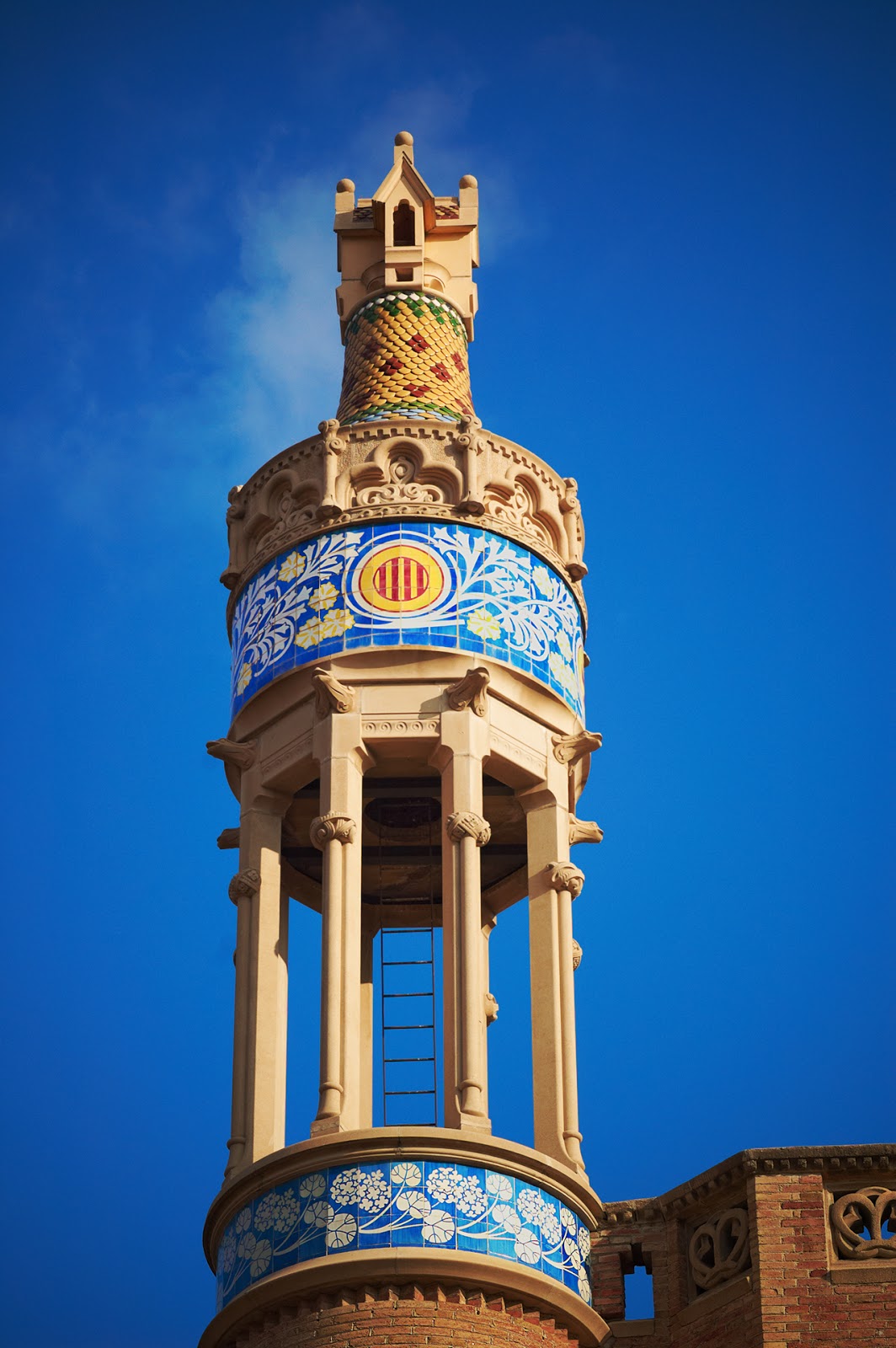 Hospital de Sant Pau: Modernista Turret in Modernist Complex or recinte modernista de Sant Pau