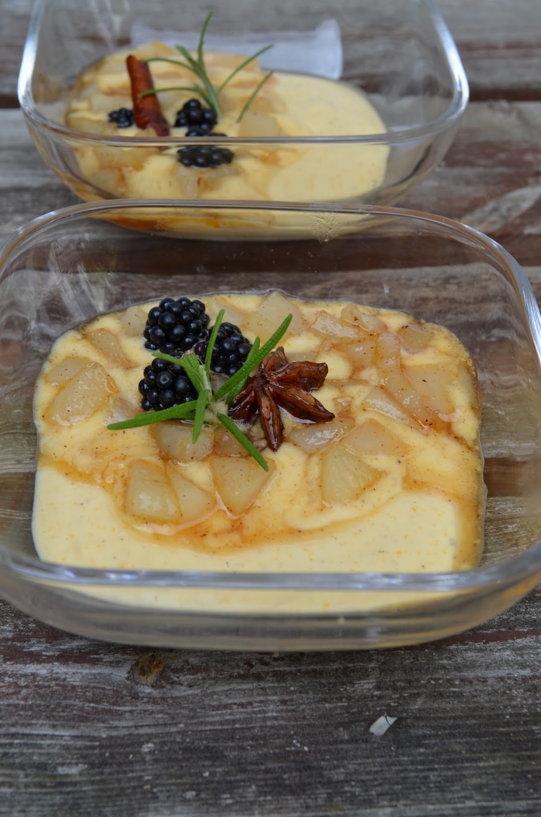 estrellacanela: Honig-Rosmarin-Mousse mit Brombeeren und ...