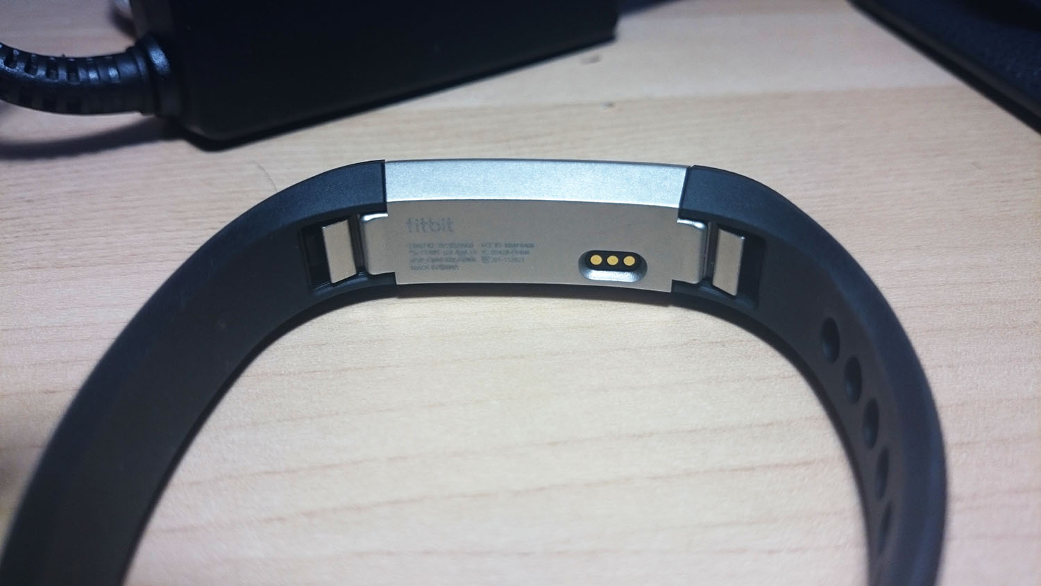 Fitbit Alta unboxing and review - The Blahger