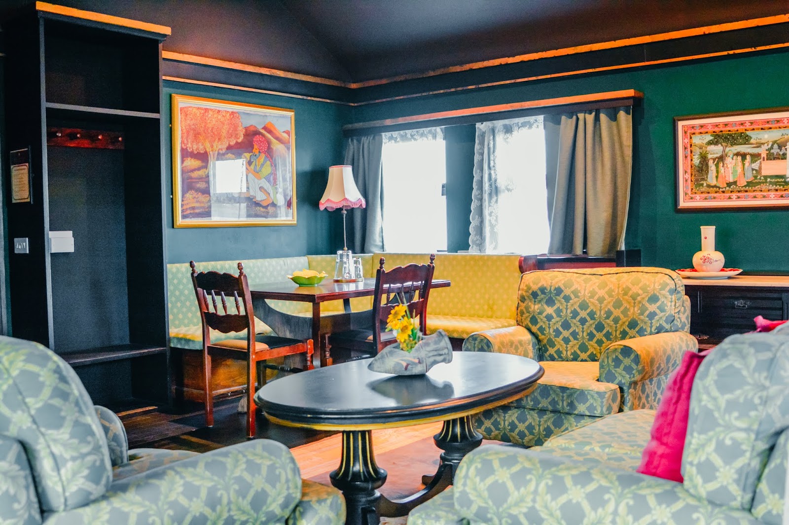 Theresa's Mixed Nuts Stay at Charming The Waters Country House in