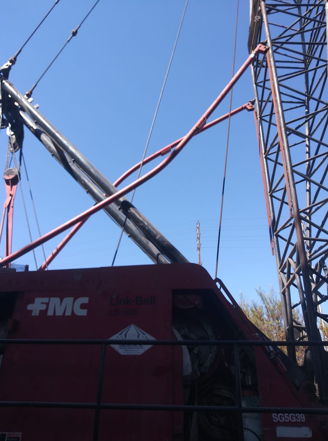 Industrial History The parts of a lattice crane and bent boom stops