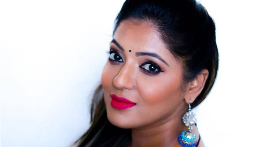 Reshma Pasupuleti Hot In Blue Saree  Tamil Actress Big -9205