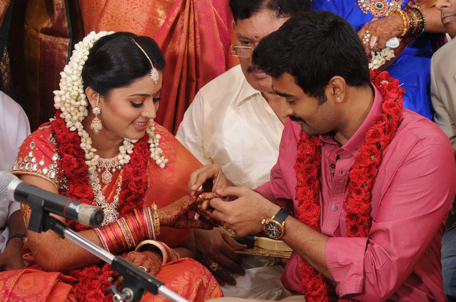 www.starsofmovie.blogspot.in: Sneha Prasanna Wedding Engagem