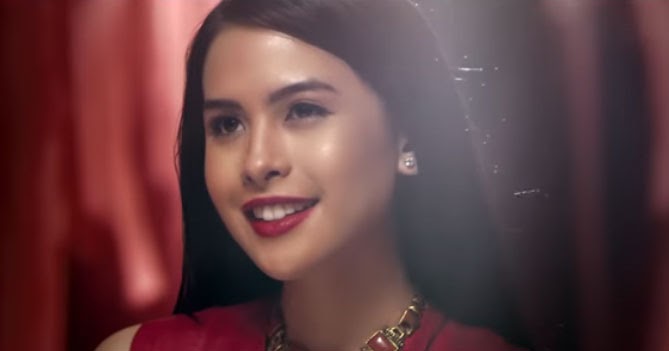 Lirik lagu Ost sinetron Topeng Kaca : Kejar Mimpi - Maudy Ayunda | Info