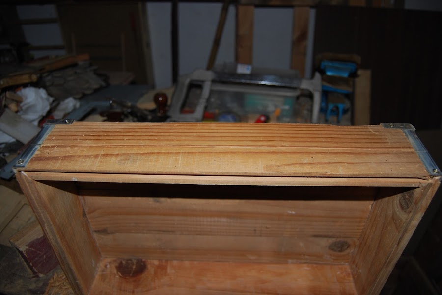 Como hacer una caja de madera reciclada.