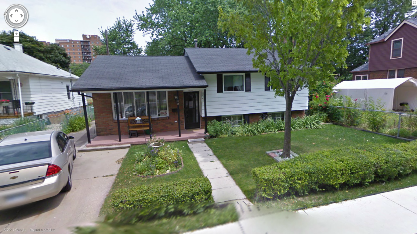 Homes 148 Rankin Ave, Windsor, ON N9B 2R4, Canada 135,000.00