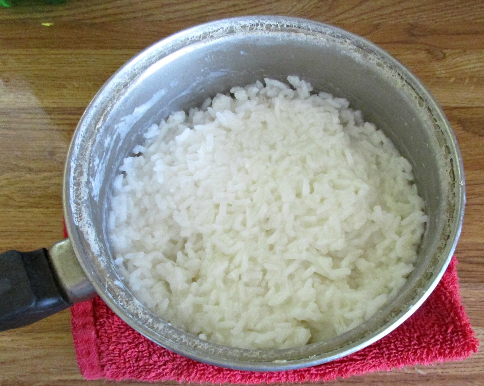 Что можно положить в рис. Рис к воде. Тягучее рисовое тесто. Рис отожмите. Быстрый рис какой нибудь Кубанский рецепт.