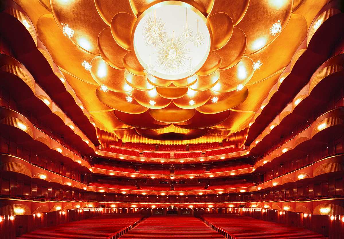 Метрополитен опера в нью йорке