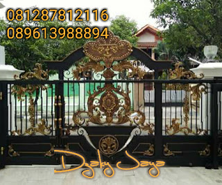 Harga Pagar Besi Tempa per meter, Harga Railing Tangga Klasik atau Tangga Besi tempa berbeda dengan Tangga lengkung atau layang Besi Tempa, dan Harga Tangga Putar Besi Tempa Klasik. Sedangkan Harga Railing Balkon Besi Tempa Klasik, Harga Teralis / tralis Jendela Besi Tempa berbeda dengan Harga Pintu Gerbang Besi tempa