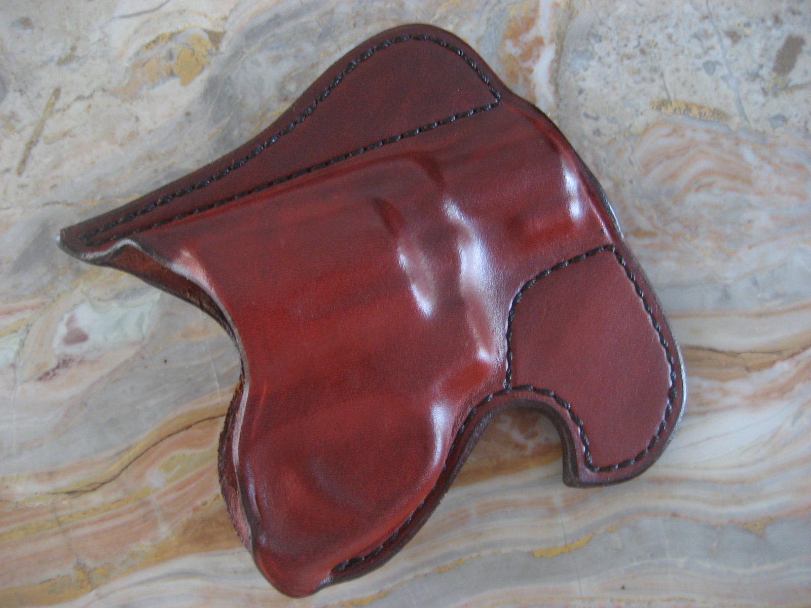 Shangrila Towers Guns Don Hume Front Pocket Holster review