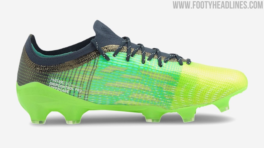 puma cleats green