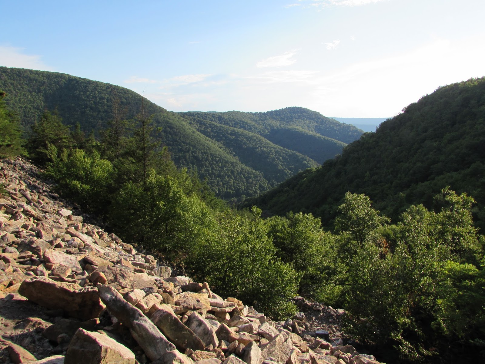 Standing Stone Trail and the Thousand Steps Great Hike with Stunning